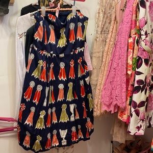 We love Vera Anthropologie dress ribbons awards 12